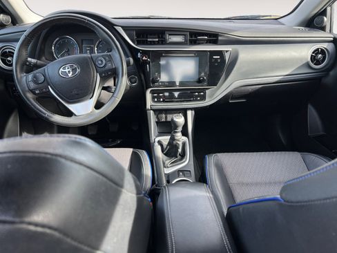 Used 2017 Toyota Corolla SE image 10