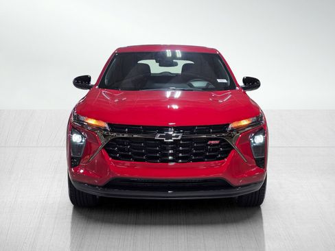 New 2026 Chevrolet Trax RS w/ Driver Confidence Package image 2