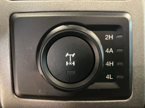 Certified 2019 Ford F150 Raptor w/ Equipment Group 801A Mid image 20