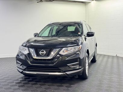 Used 2017 Nissan Rogue SV