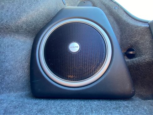 Used 2023 Chrysler 300 S RWD image 7