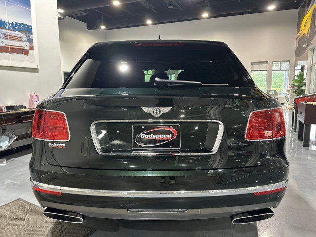 Used 2017 Bentley Bentayga AWD/4WD image 37