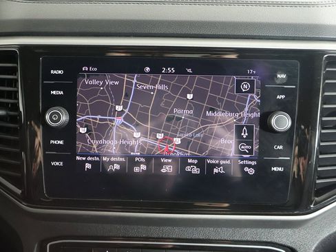 Used 2020 Volkswagen Atlas SEL R-Line image 53