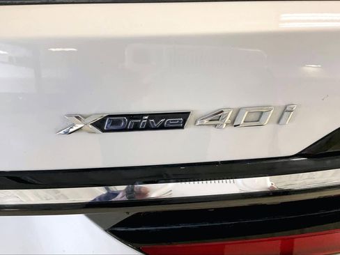 Certified 2023 BMW X7 xDrive40i w/ Premium Package image 10