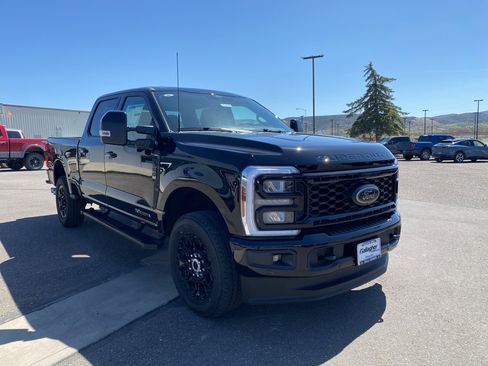 New 2025 Ford F350 Lariat w/ Lariat Ultimate Package image 16