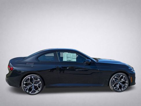 New 2025 BMW 230i xDrive Coupe w/ Convenience Package AWD/4WD image 3