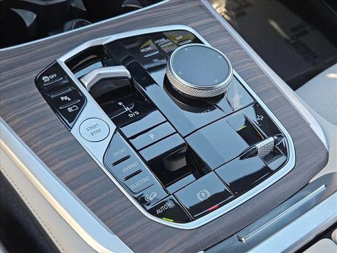 Certified 2024 BMW X5 xDrive50e w/ M Sport Package image 10