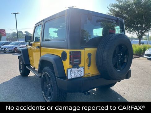 Used 2011 Jeep Wrangler Sport AWD/4WD image 3