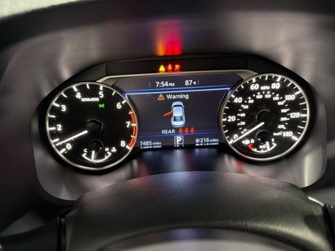 Used 2025 Nissan Altima 2.5 SV FWD image 24