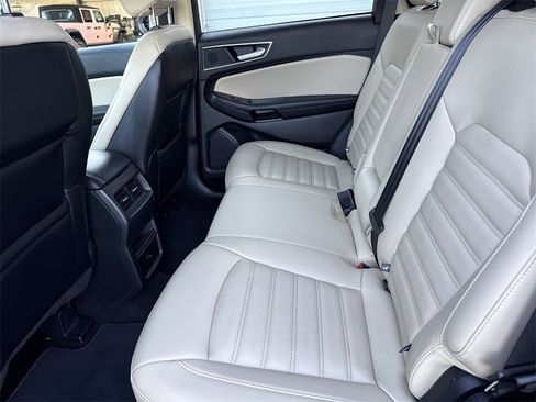 Used 2024 Ford Edge SEL image 21
