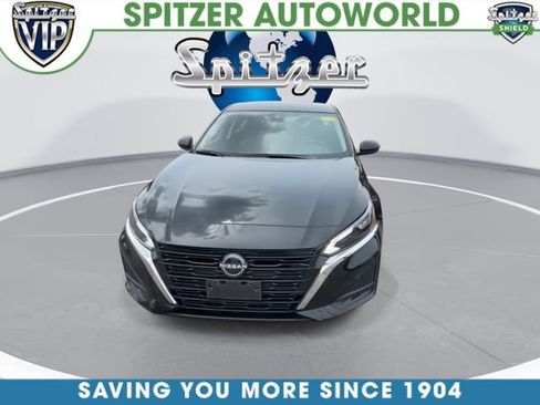 Used 2024 Nissan Altima 2.5 SV FWD image 3