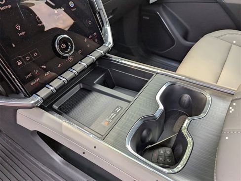 New 2026 GMC Acadia Elevation w/ Elevation Premium Package image 18