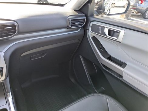 Used 2023 Ford Explorer XLT w/ Equipment Group 202A image 17