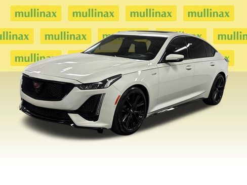 Used 2021 Cadillac CT5 V w/ Premium Package image 8