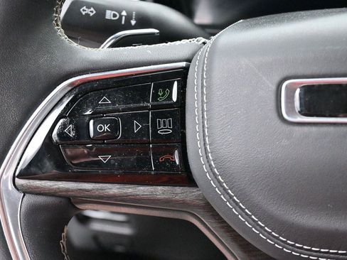 Used 2023 Jeep Grand Cherokee L Overland AWD/4WD image 20