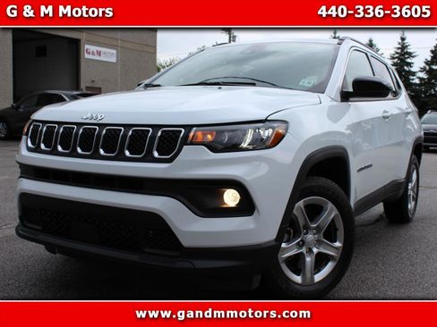 Used 2024 Jeep Compass Latitude AWD/4WD image 1