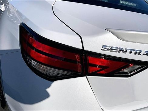 Certified 2025 Nissan Sentra SR image 22