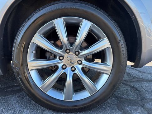 Used 2014 INFINITI QX80 4WD w/ Deluxe Touring Package image 15