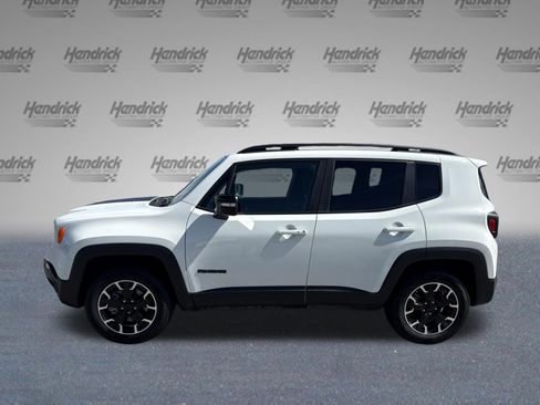 Used 2023 Jeep Renegade Latitude AWD/4WD image 6