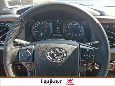 Certified 2022 Toyota Tacoma TRD Sport w/ Technology Package AWD/4WD image 19