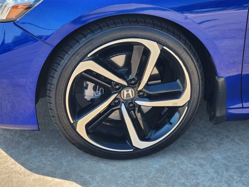 Certified 2022 Honda Accord Sport image 11