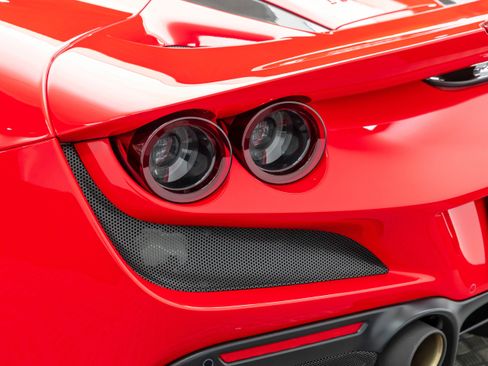 Certified 2022 Ferrari F8 Tributo image 67