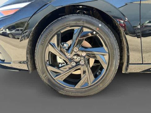New 2026 Hyundai Elantra Sport FWD image 9