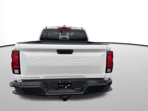 Used 2025 Chevrolet Colorado W/T w/ Advanced Trailering Package image 5