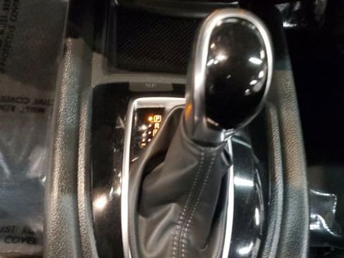 Used 2019 Nissan Rogue SV AWD/4WD image 24