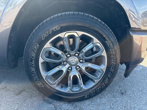 Used 2022 RAM 1500 Laramie w/ Laramie Southwest Edition image 38
