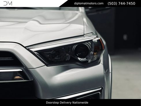 Used 2023 Toyota 4Runner Limited AWD/4WD image 13