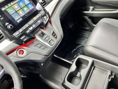 Used 2024 Honda Odyssey Sport image 21