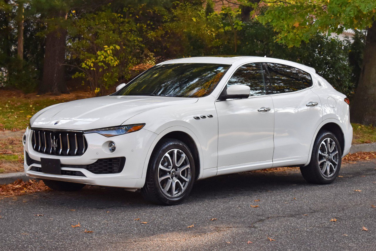 Used 2021 Maserati Levante AWD/4WD image 1