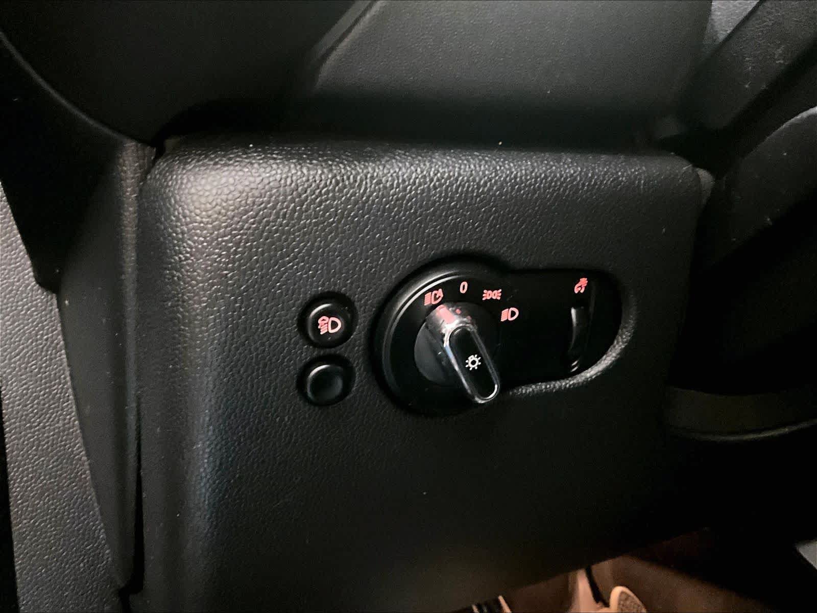 Used 2024 MINI Cooper SE FWD image 35