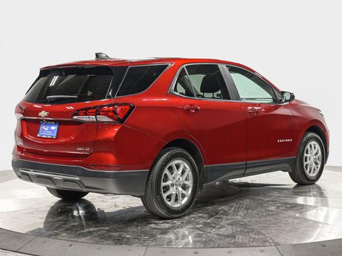 Used 2023 Chevrolet Equinox LT AWD/4WD image 7