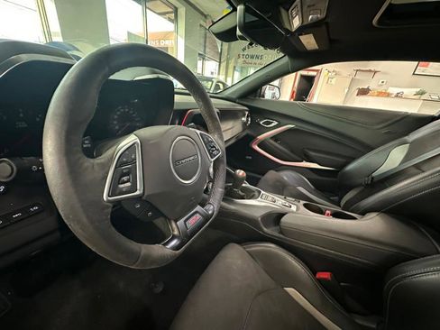 Used 2021 Chevrolet Camaro SS image 22