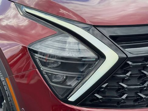 Certified 2025 Kia Sportage X-Line Prestige AWD/4WD image 9