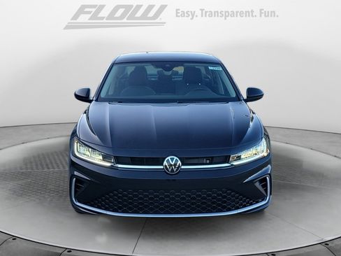 New 2026 Volkswagen Jetta SE image 2