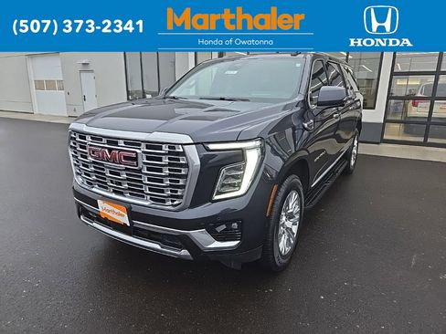 Used 2025 GMC Yukon XL Denali image 1