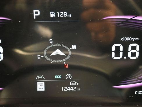 Used 2024 Kia Telluride S w/ S Sunroof Package image 16