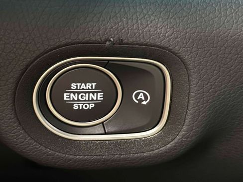 Used 2025 Mercedes-Benz GLE 350 4MATIC image 26