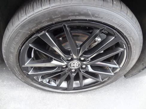 Used 2024 Toyota Camry XSE FWD image 14