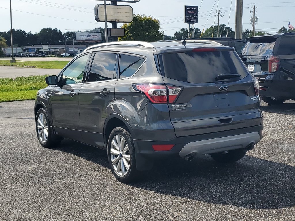 Used 2017 Ford Escape Titanium AWD/4WD image 3
