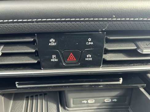 Certified 2025 Volkswagen Atlas SEL Premium R-Line image 15