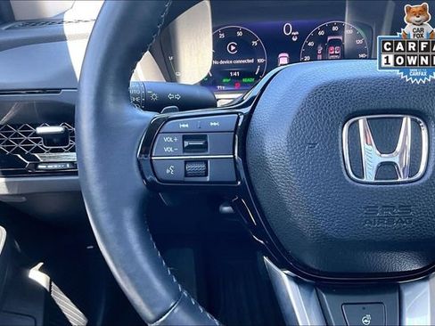 Used 2025 Honda Accord Touring image 18