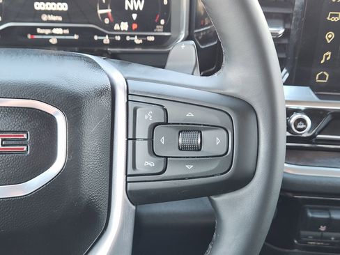 Used 2025 GMC Sierra 1500 SLT image 36