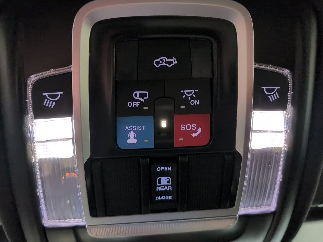 New 2026 RAM 1500 Laramie w/ Night Edition AWD/4WD image 32