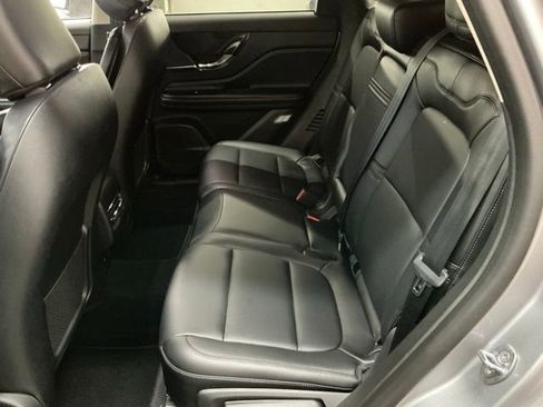 Used 2023 Lincoln Corsair FWD image 11