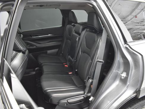 Used 2023 INFINITI QX60 Sensory AWD/4WD image 35