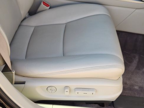 Used 2014 Acura RLX w/ Technology Package FWD image 28